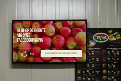 Real-time Digital Signage Screen at a Fruit Farmer