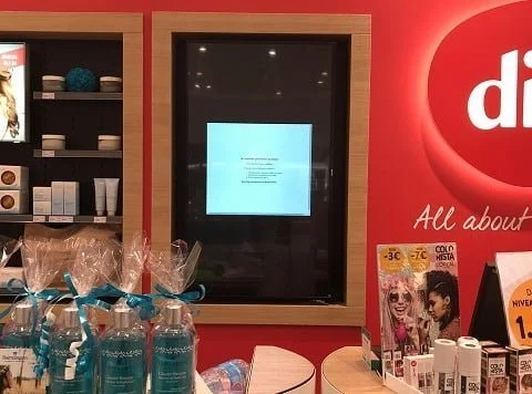 DIY Digital Signage Fails