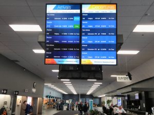 infoscreen in airport