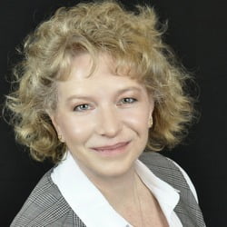 Chantal Bossé-PowerPoint Instructor