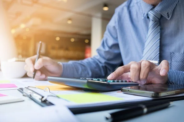 Import All Your Sales Data to PowerPoint