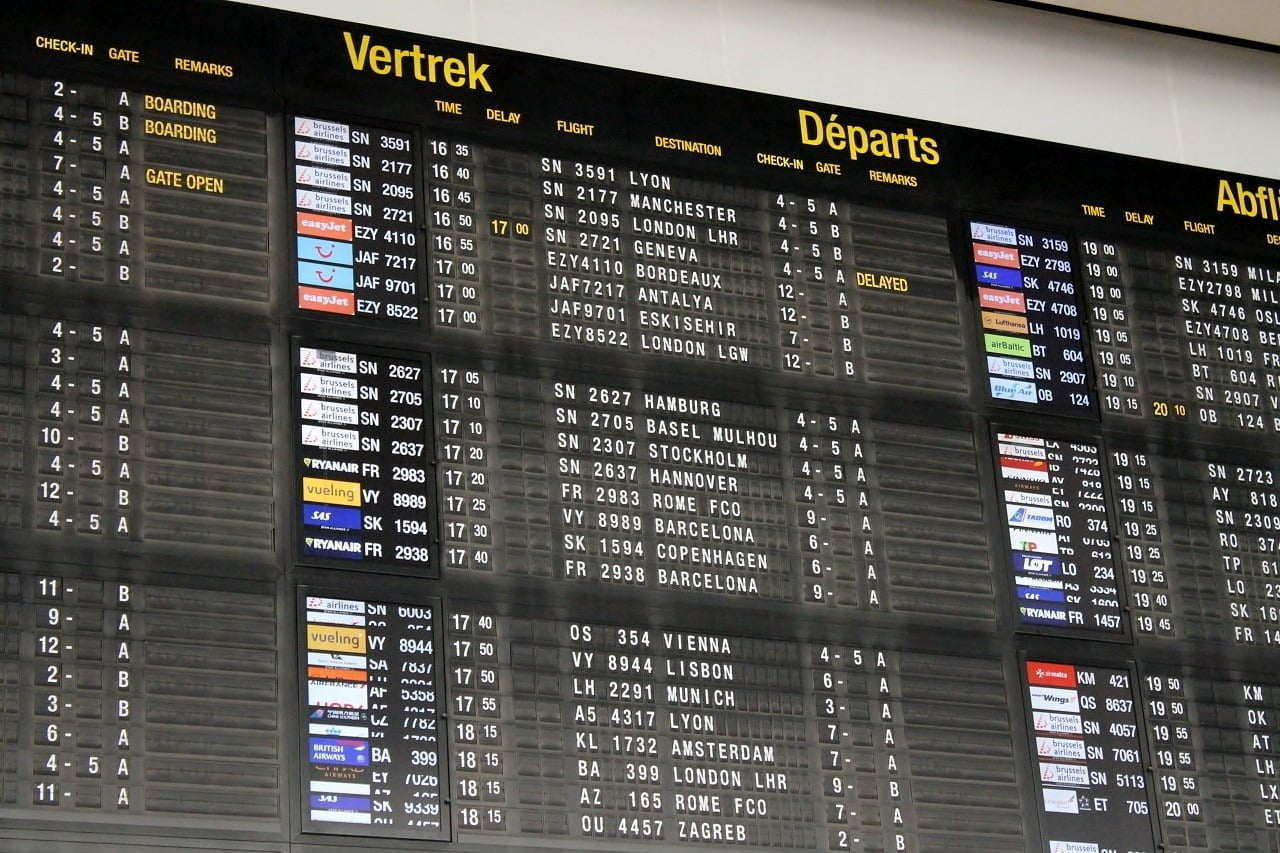 Airport split-flap display