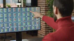 Real-time data integration for PowerPoint presentations